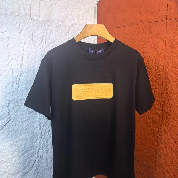 ルイヴィトン Tシャツ