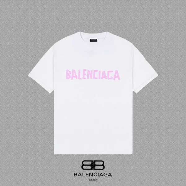 バレンシアガ Tシャツ