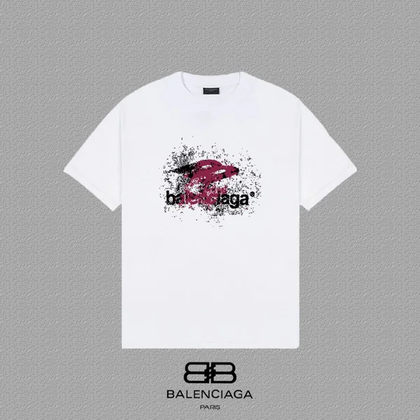 バレンシアガ Tシャツ