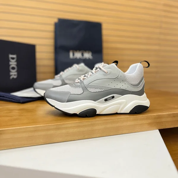 ディオール スニーカー