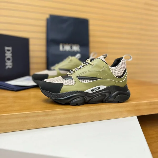 ディオール スニーカー