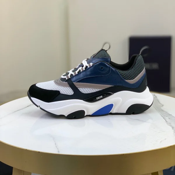 ディオール スニーカー