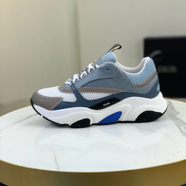 ディオール スニーカー