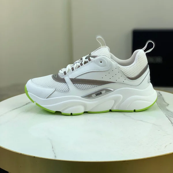 ディオール スニーカー