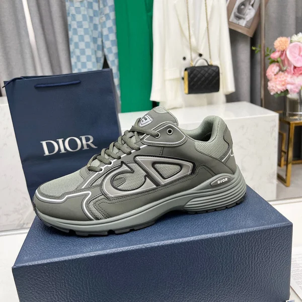 ディオール スニーカー