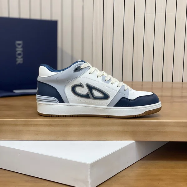 ディオール スニーカー