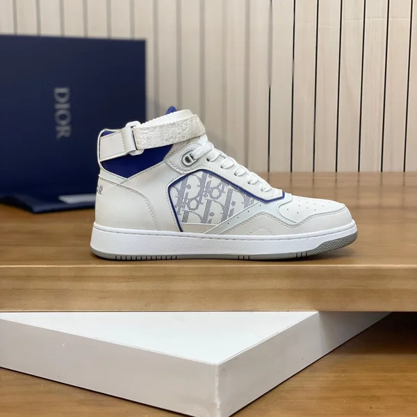 ディオール スニーカー