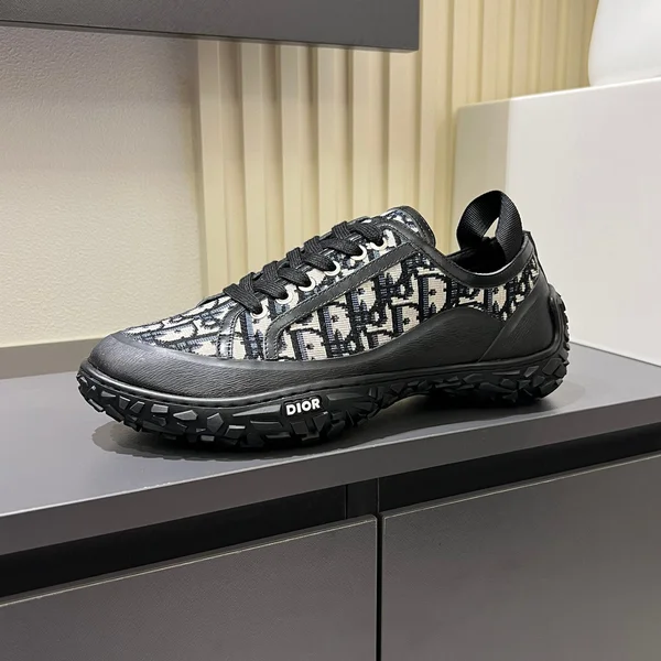 ディオール スニーカー