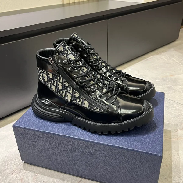 ディオール スニーカー