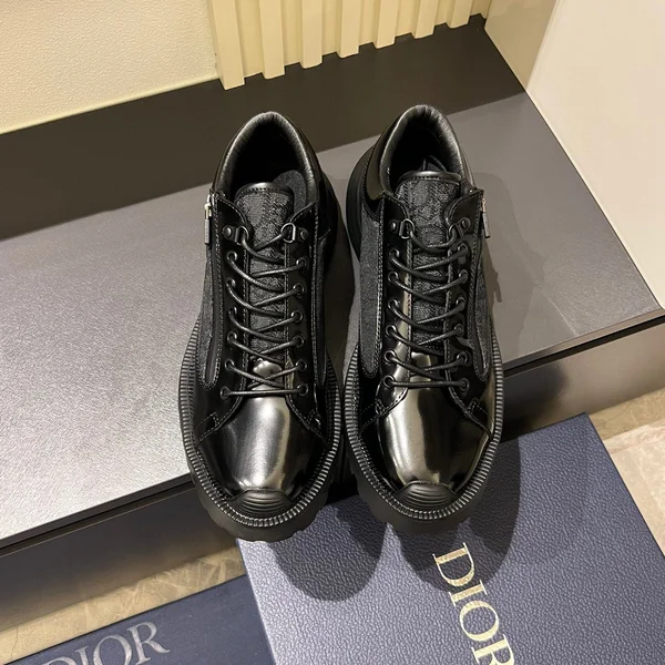 ディオール スニーカー