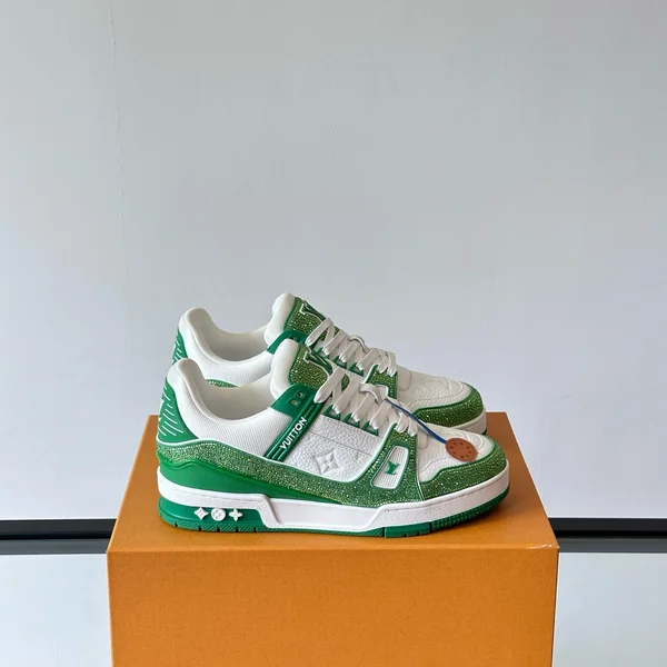 ルイヴィトン スニーカー