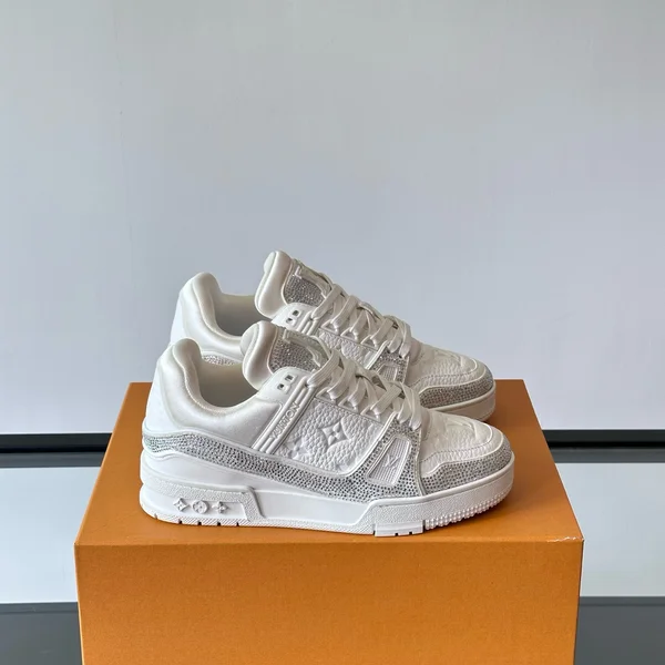 ルイヴィトン スニーカー