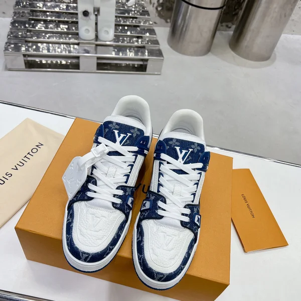 ルイヴィトン スニーカー