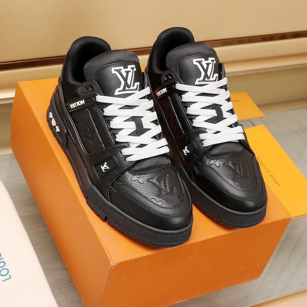 ルイヴィトン スニーカー