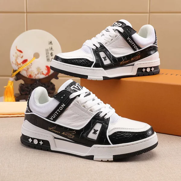 ルイヴィトン スニーカー
