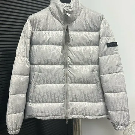 ディオール ダウンジャケット