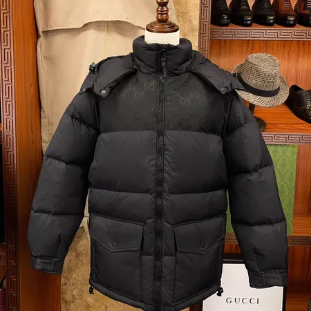 グッチ ダウンジャケット