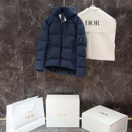 ディオール ダウンジャケット