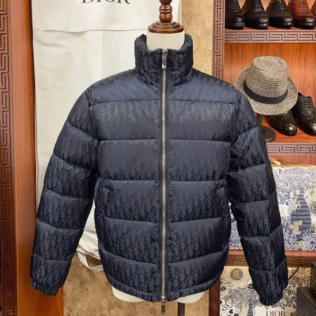 ディオール ダウンジャケット