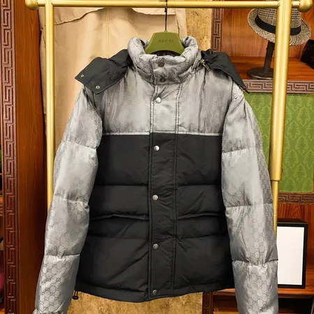 グッチ ダウンジャケット