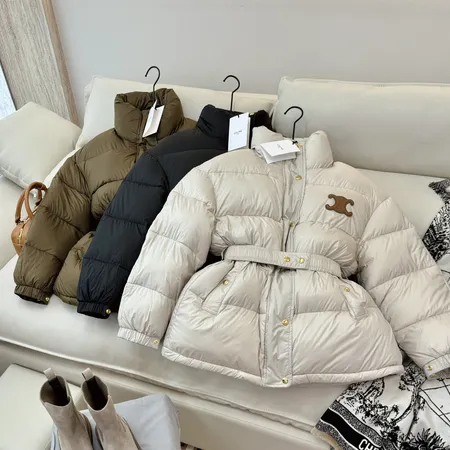 セリーヌ ダウンジャケット