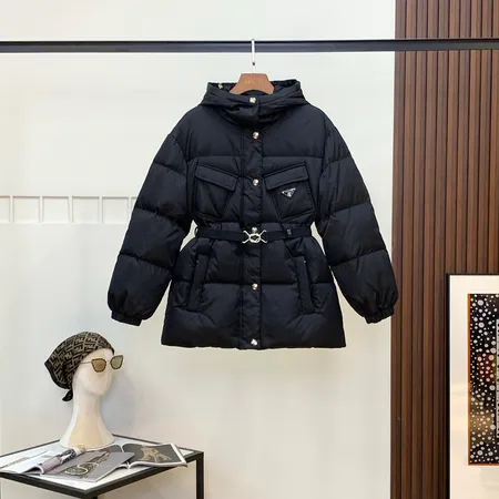 プラダ ダウンジャケット