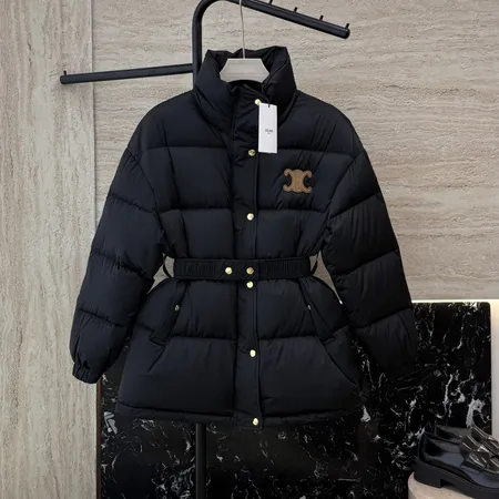 セリーヌ ダウンジャケット