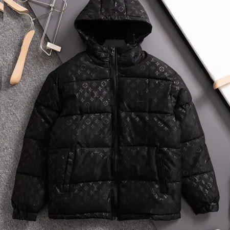 ルイヴィトン ダウンジャケット