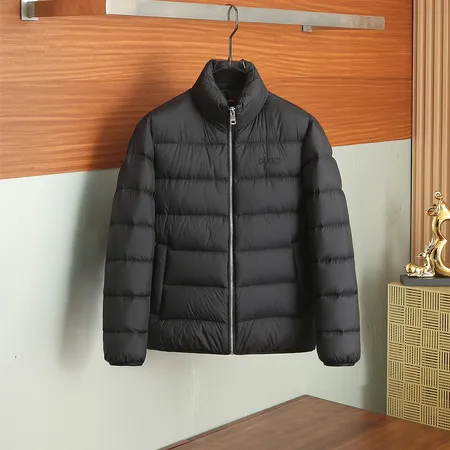 グッチ ダウンジャケット