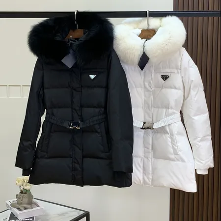 プラダ ダウンジャケット