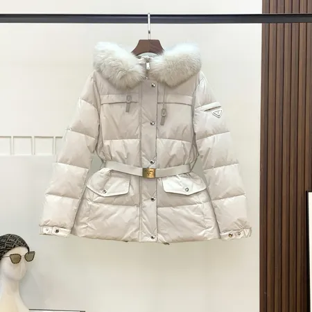 プラダ ダウンジャケット