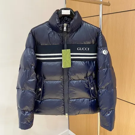 グッチ ダウンジャケット