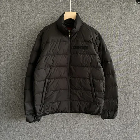 グッチ ダウンジャケット