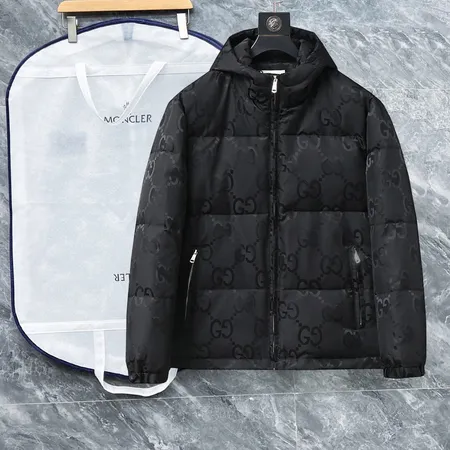 グッチ ダウンジャケット