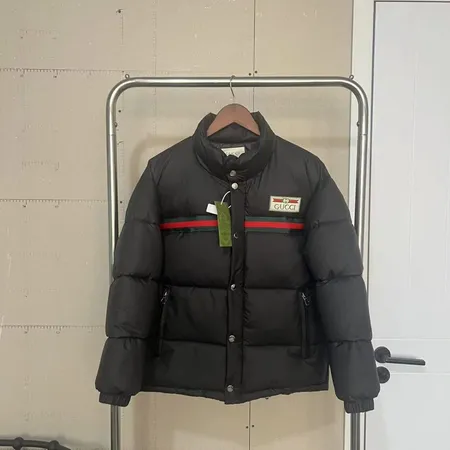 グッチ ダウンジャケット