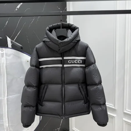 グッチ ダウンジャケット