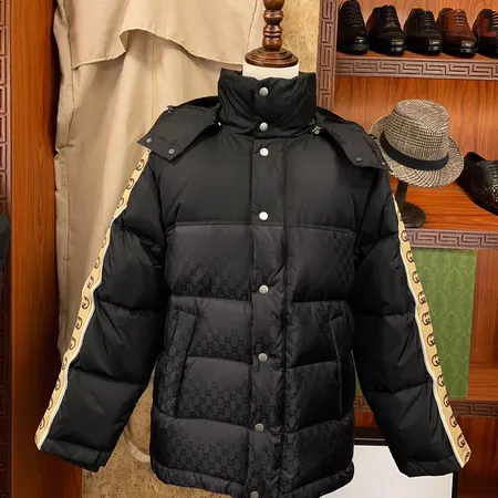 グッチ ダウンジャケット