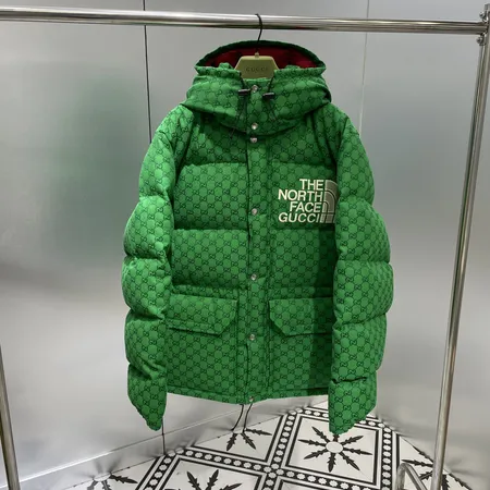 グッチ ダウンジャケット