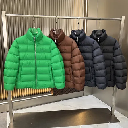 グッチ ダウンジャケット