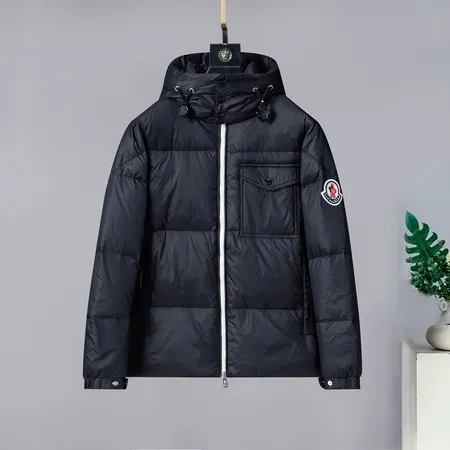 モンクレール ダウンジャケット