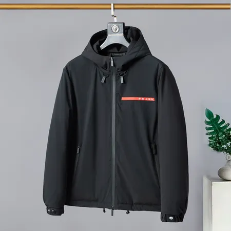 プラダ ダウンジャケット