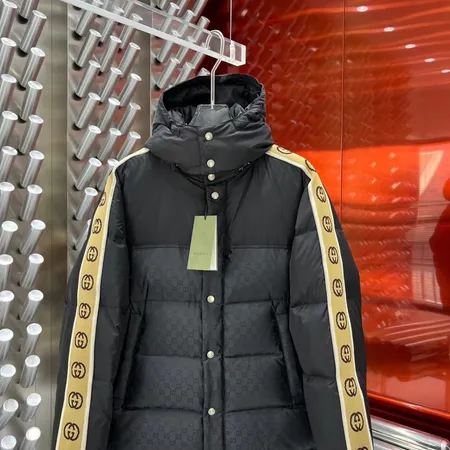 グッチ ダウンジャケット