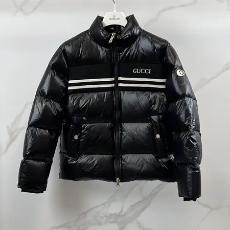 グッチ ダウンジャケット