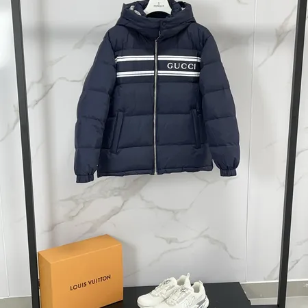 グッチ ダウンジャケット