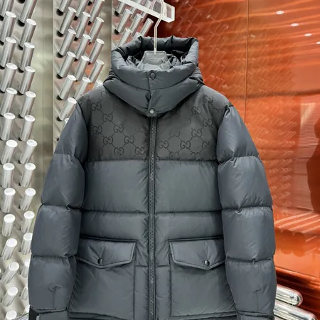 グッチ ダウンジャケット