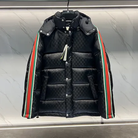 グッチ ダウンジャケット