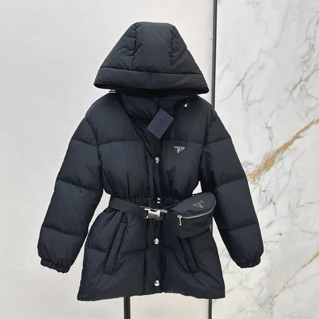 プラダ ダウンジャケット