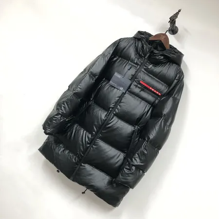 プラダ ダウンジャケット