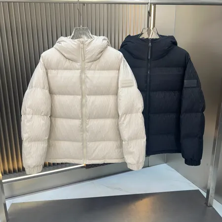 ルイヴィトン ダウンジャケット
