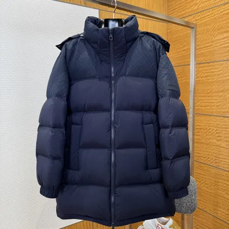 ルイヴィトン ダウンジャケット